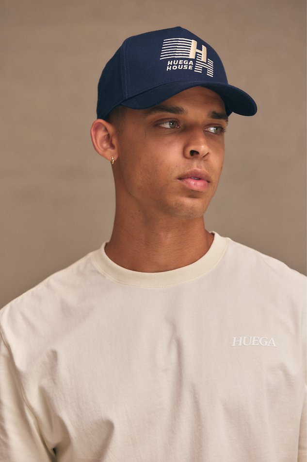 Donovan McAnany - fashion model portfolio photo 18