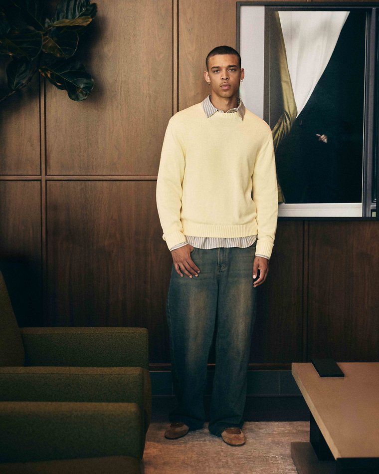 Donovan McAnany - fashion model portfolio photo 9