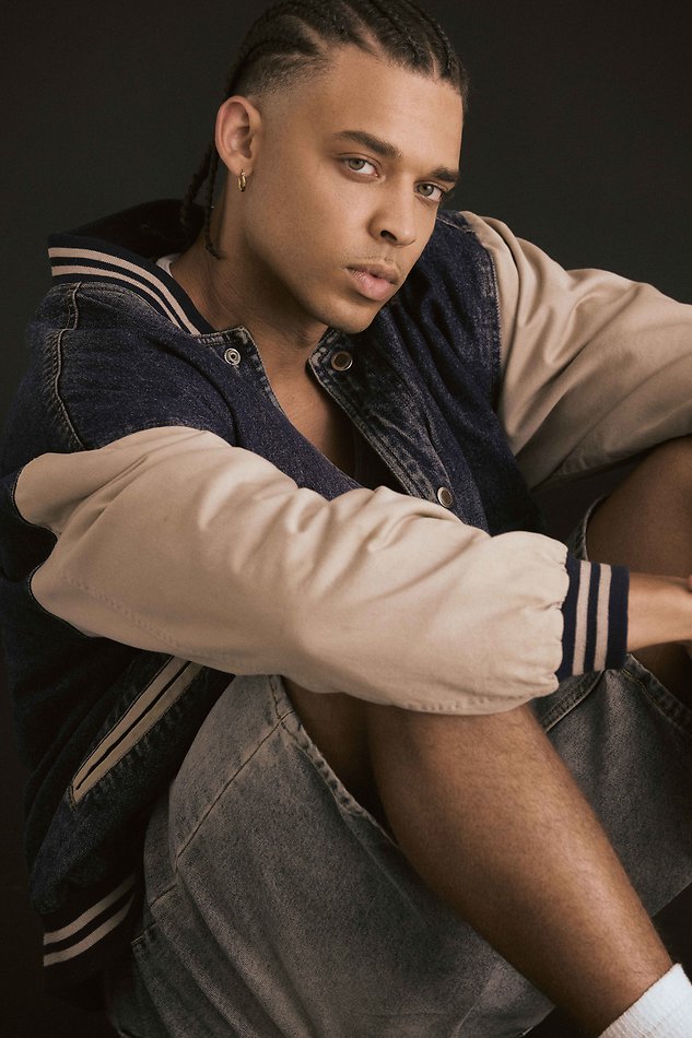 Donovan McAnany - fashion model portfolio photo 19