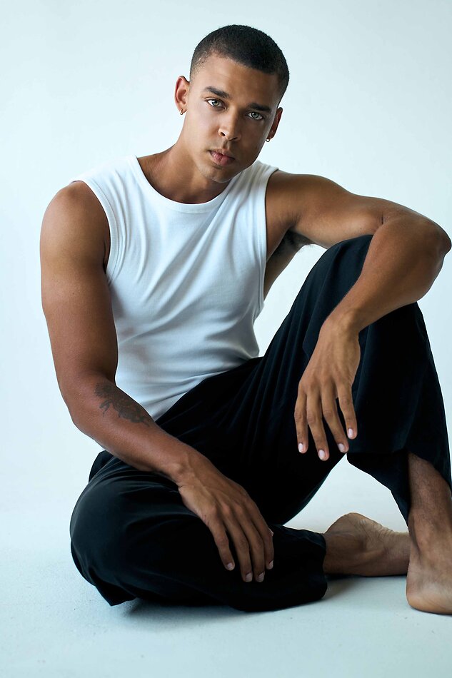 Donovan McAnany - fashion model portfolio photo 21