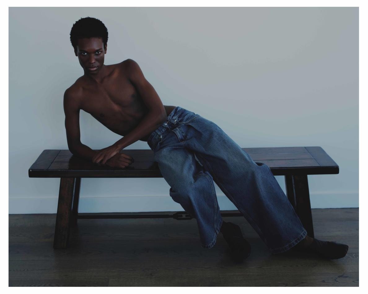 Kamari Moore - fashion model portfolio photo 31