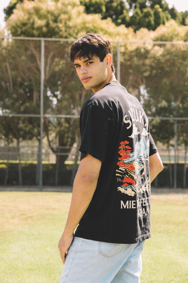 Anthony Quiñones - fashion model portfolio photo 10