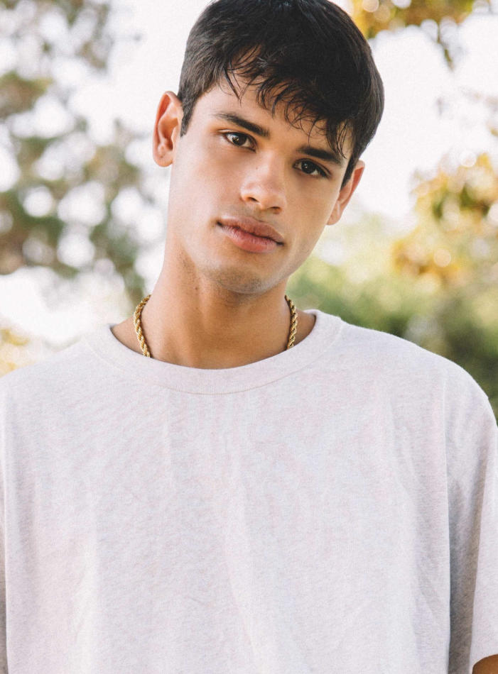 Anthony Quiñones - fashion model portfolio photo 3