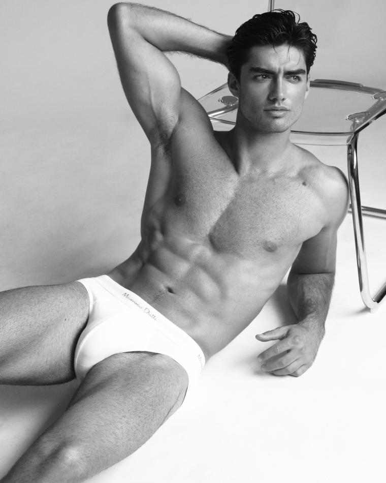 Pascal Saal - fashion model portfolio photo 12