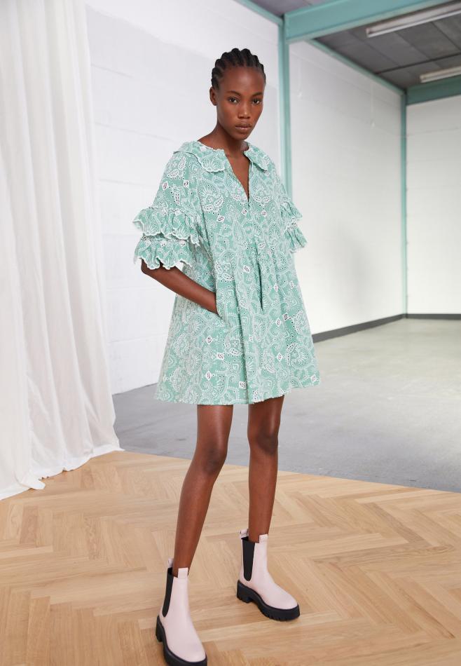 Esther Samuel - fashion model portfolio photo 20