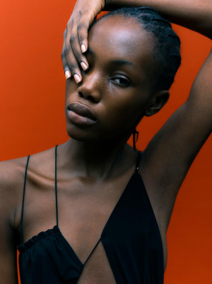 Esther Samuel - fashion model portfolio photo 2