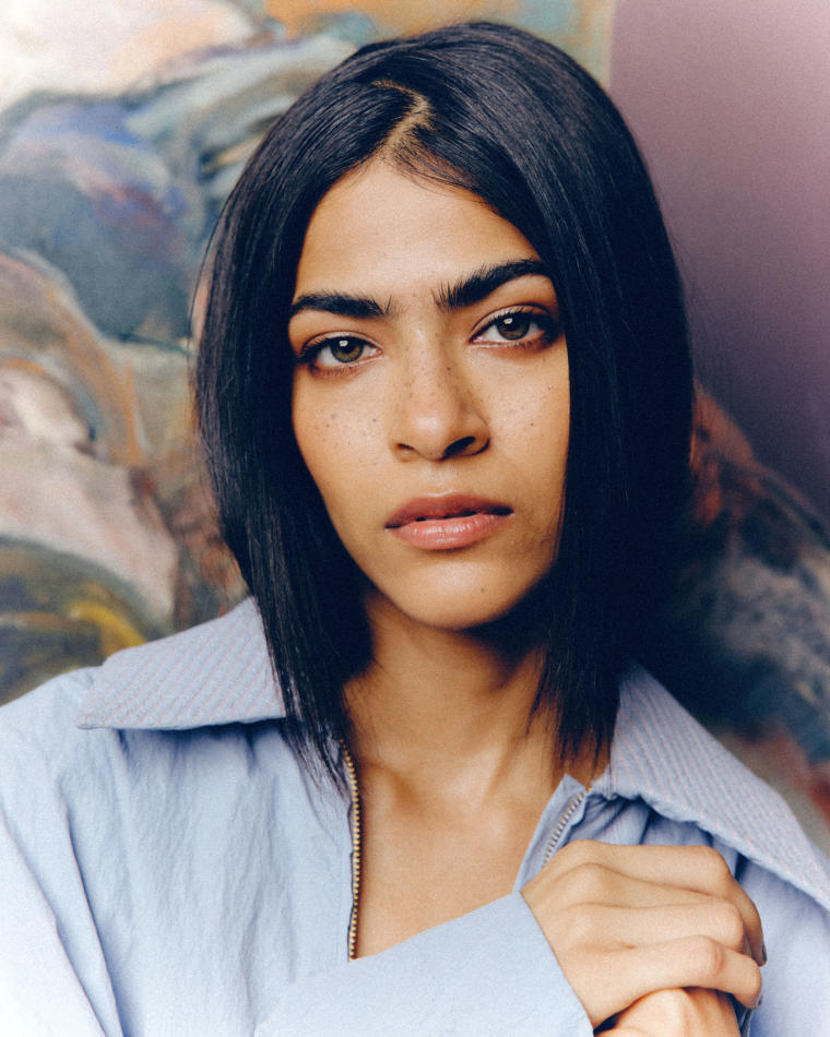 Ayesha Siddiqi - fashion model portfolio photo 5