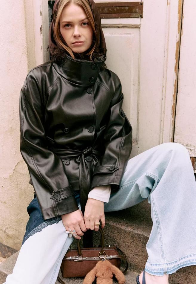 Robee Breevaart - fashion model portfolio photo 2