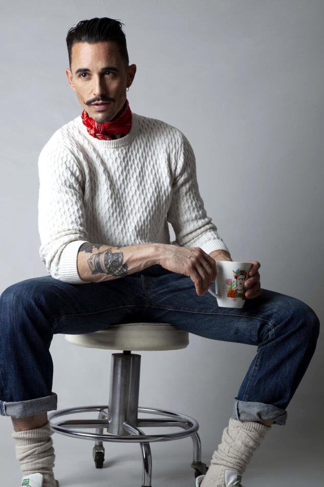 Laurent Caillat - fashion model portfolio photo 6