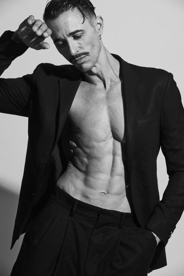Laurent Caillat - fashion model portfolio photo 10