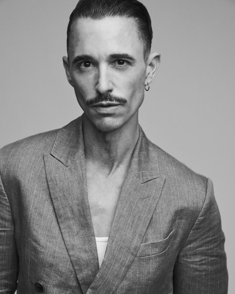 Laurent Caillat - fashion model portfolio photo 5