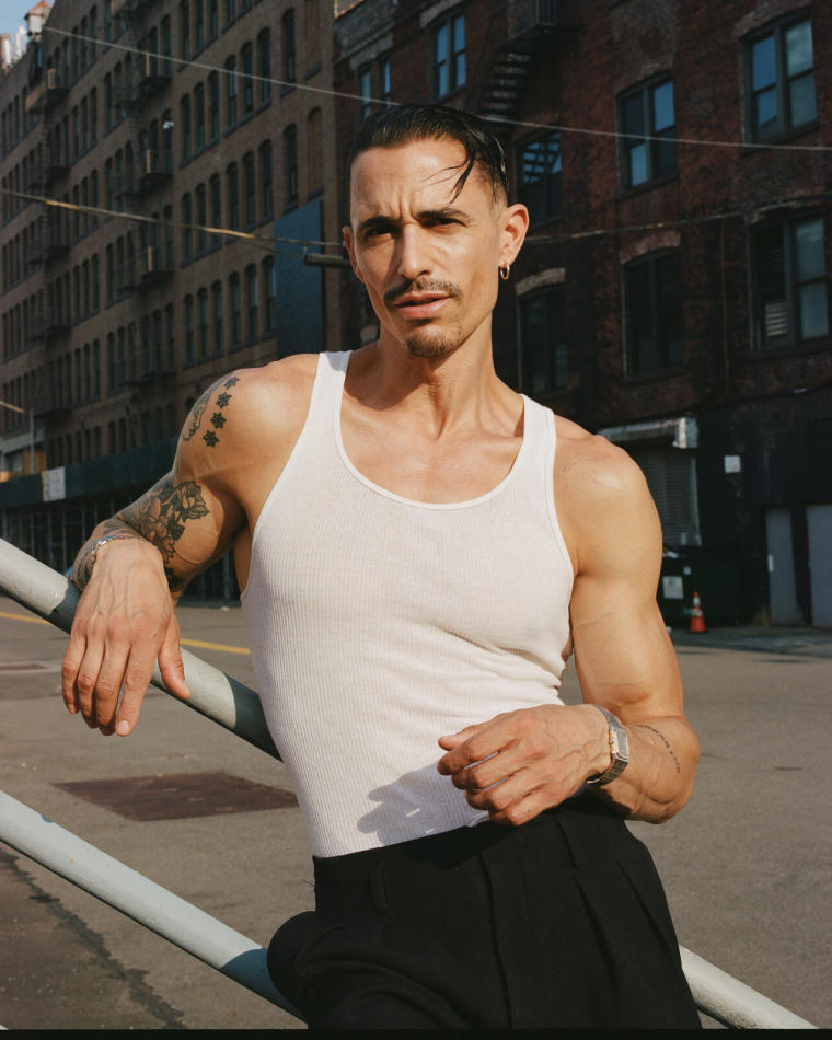 Laurent Caillat - fashion model portfolio photo 12