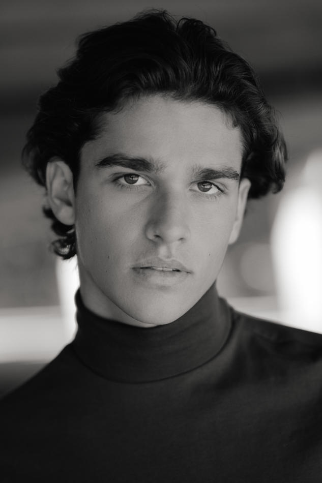 Sammy Thayer - fashion model portfolio photo 12