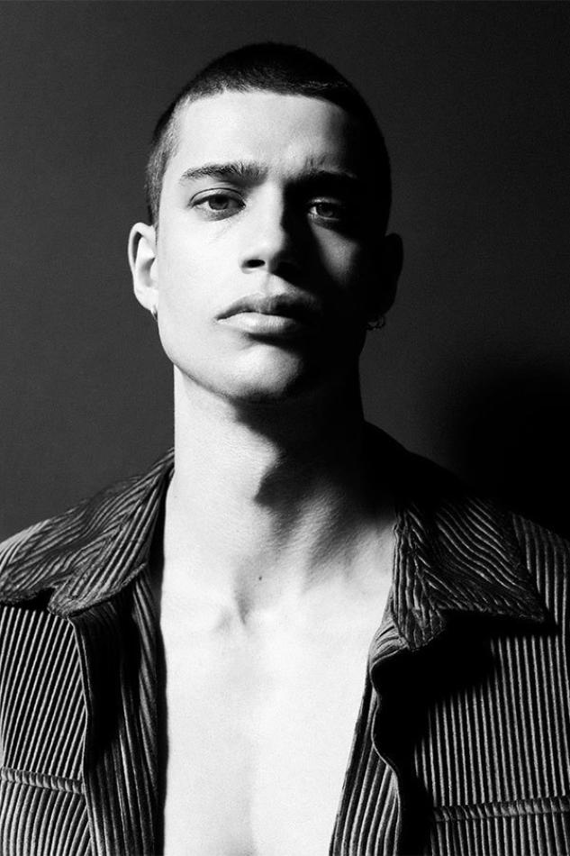Miguel Vital - fashion model portfolio photo 20
