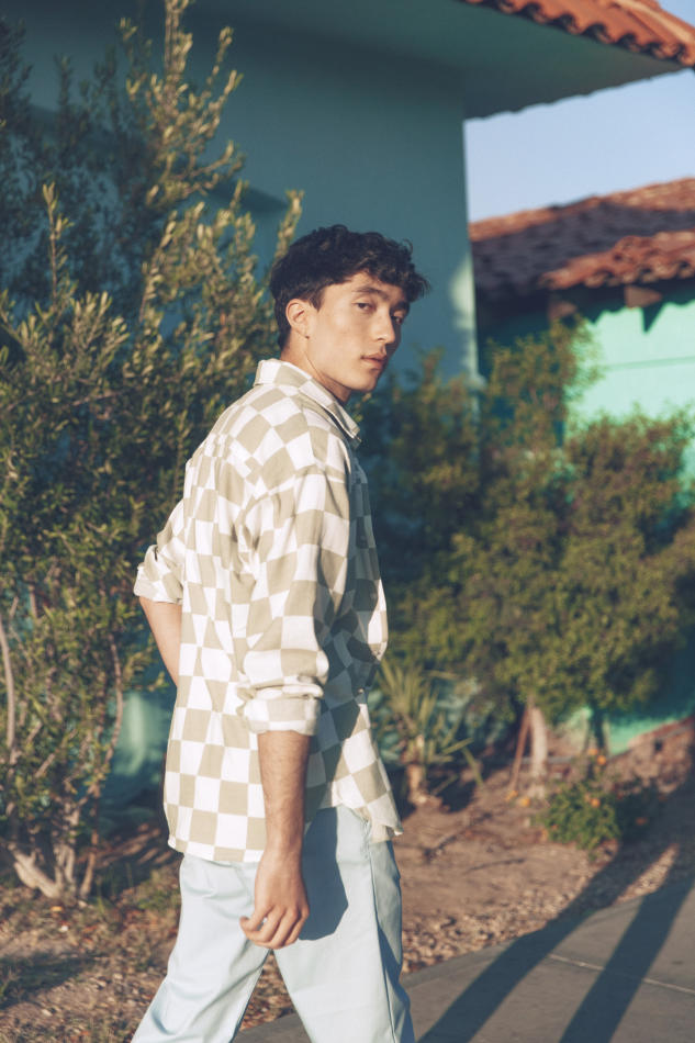 Xander Bolick - fashion model portfolio photo 2