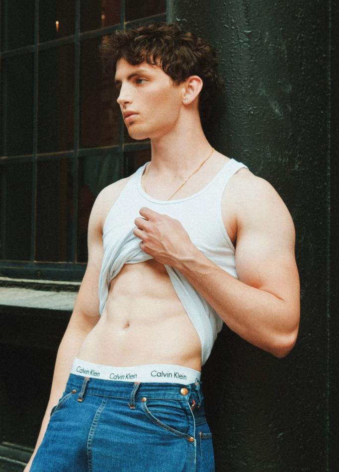 Sean Pitaro - fashion model portfolio photo 8