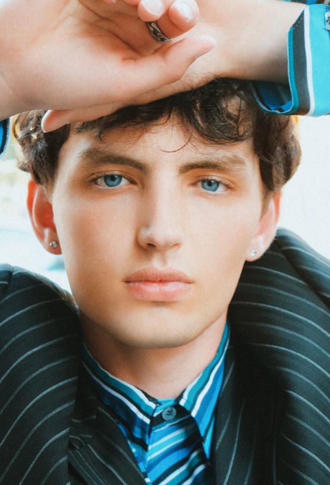 Sean Pitaro - fashion model portfolio photo 9