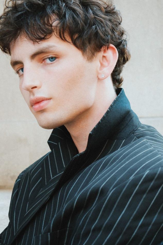 Sean Pitaro - fashion model portfolio photo 19