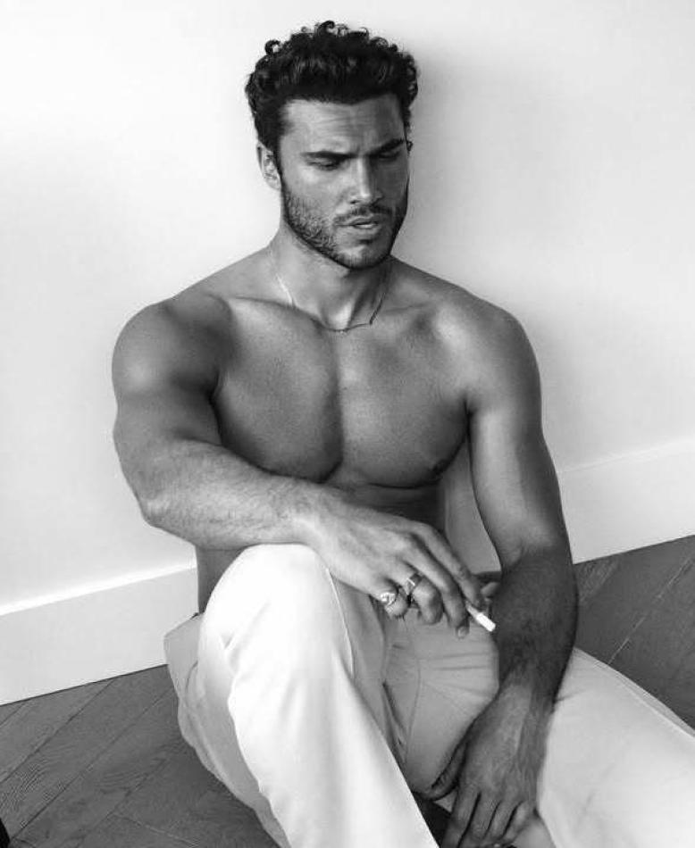 Deano Perana - fashion model portfolio photo 9