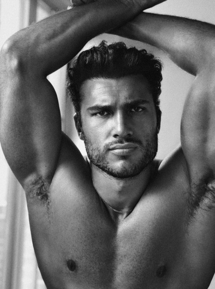 Deano Perana - fashion model portfolio photo 10