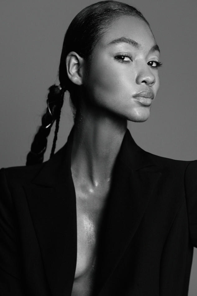 Saray Perez - fashion model portfolio photo 26
