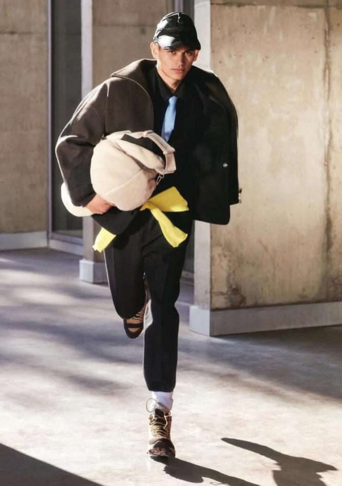 Sakua Kambong - fashion model portfolio photo 16