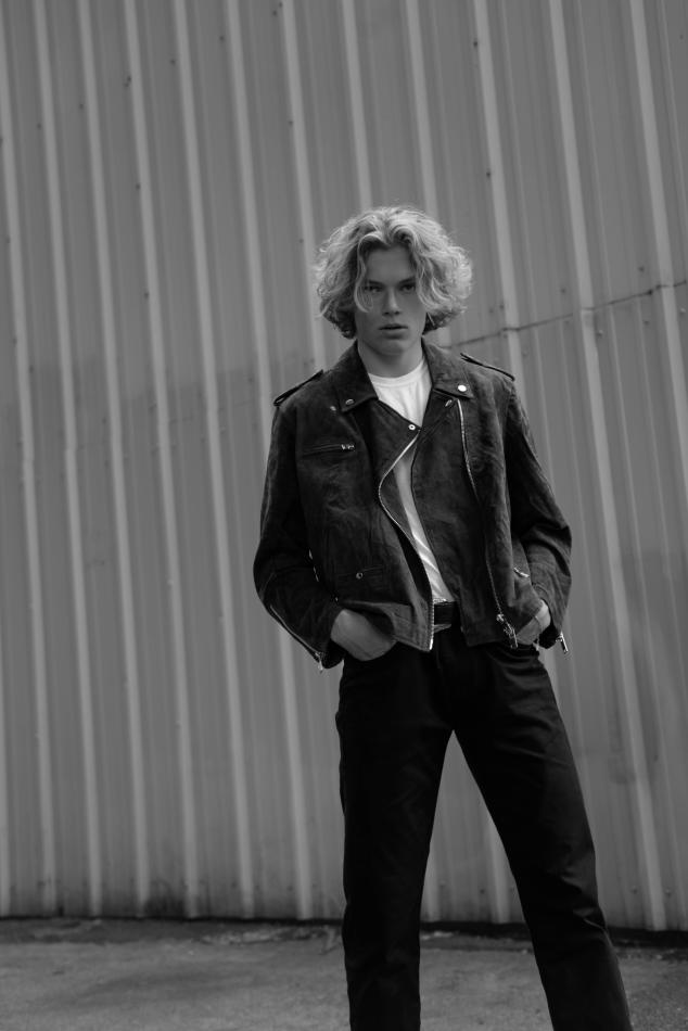 Chase Hoffinger - fashion model portfolio photo 18