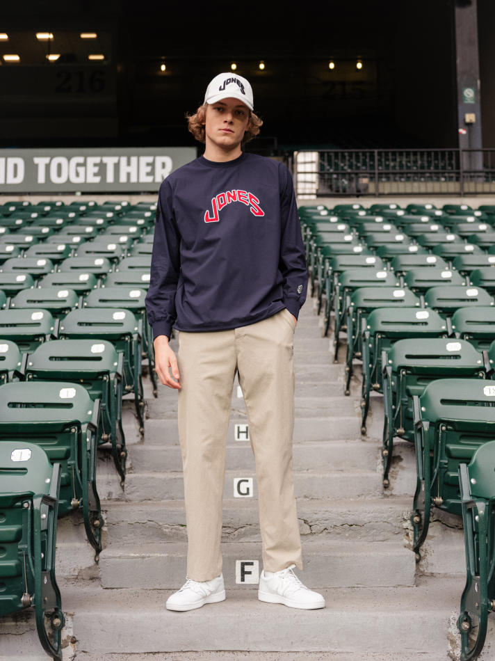 Chase Hoffinger - fashion model portfolio photo 21