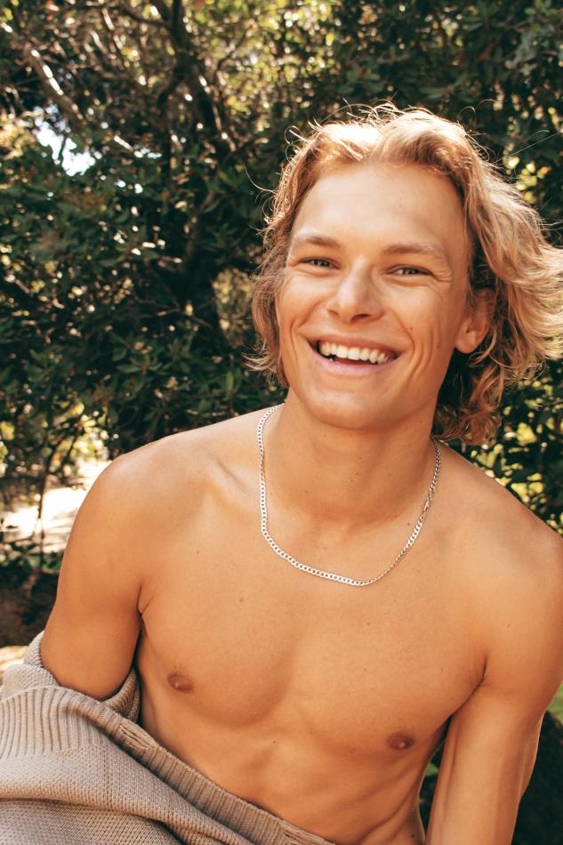 Chase Hoffinger - fashion model portfolio photo 10