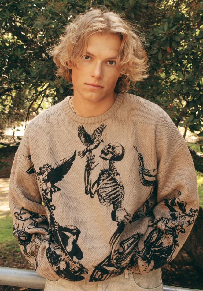 Chase Hoffinger - fashion model portfolio photo 23