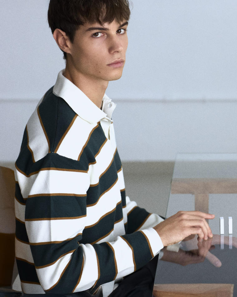 Uri Carbonell - fashion model portfolio photo 2