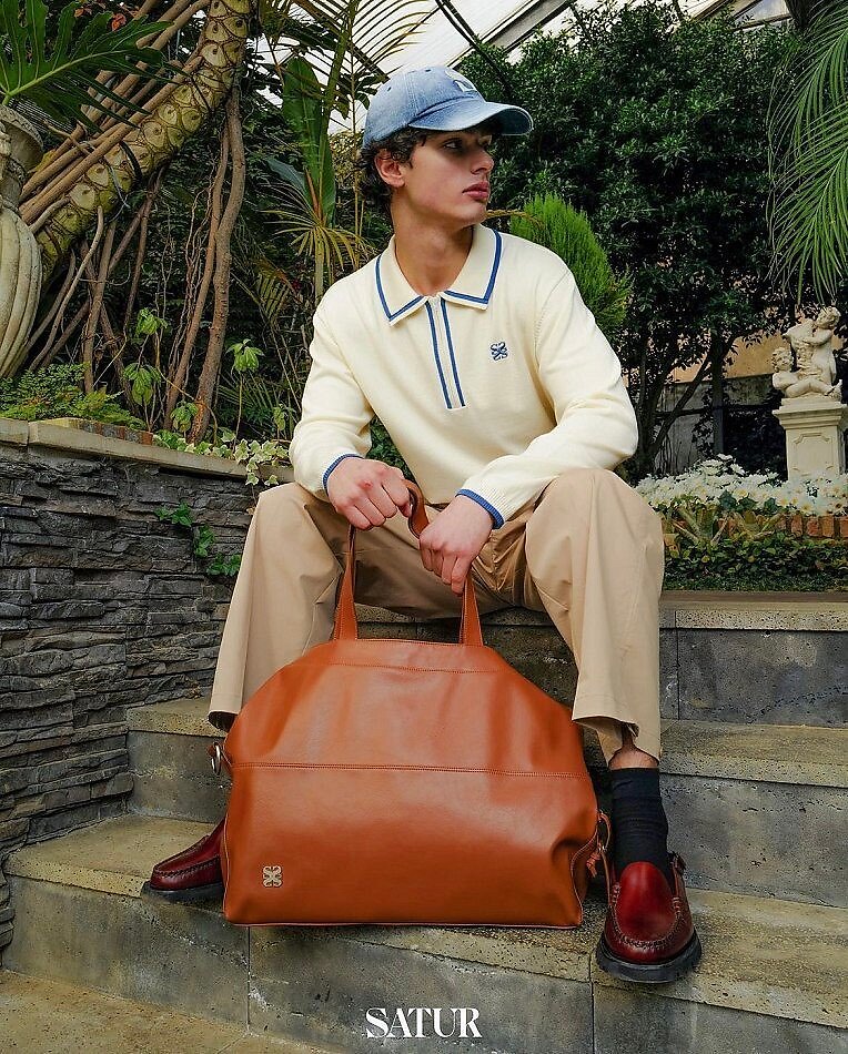 Aidan Stender - fashion model portfolio photo 11