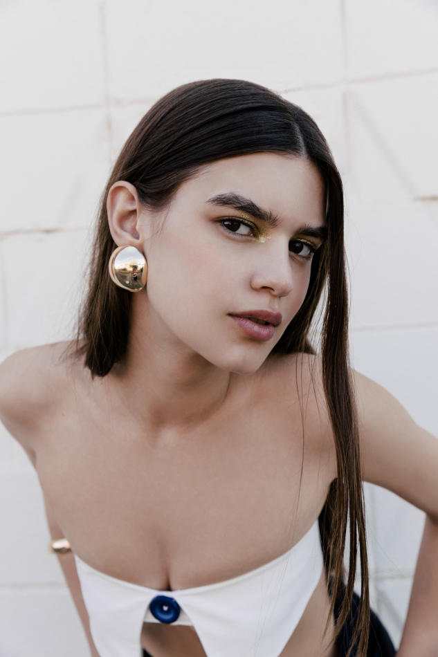 Aleksandra Ignjatovic - fashion model portfolio photo 4