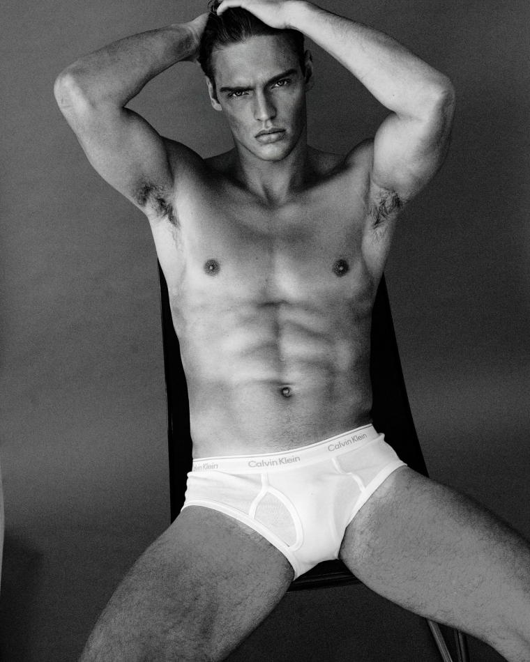 Maik Hofstra - fashion model portfolio photo 2
