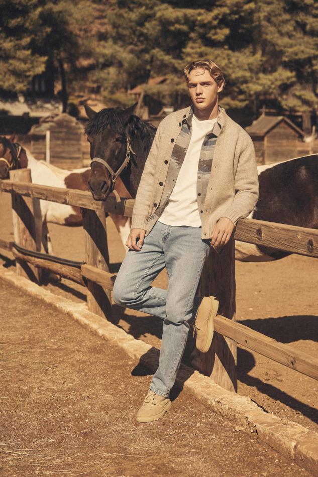 Maik Hofstra - fashion model portfolio photo 19