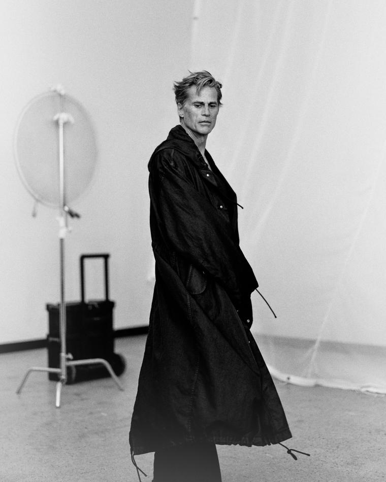 Mark Vanderloo - fashion model portfolio photo 11