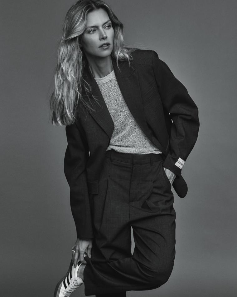 Corinna Drengk - fashion model portfolio photo 17