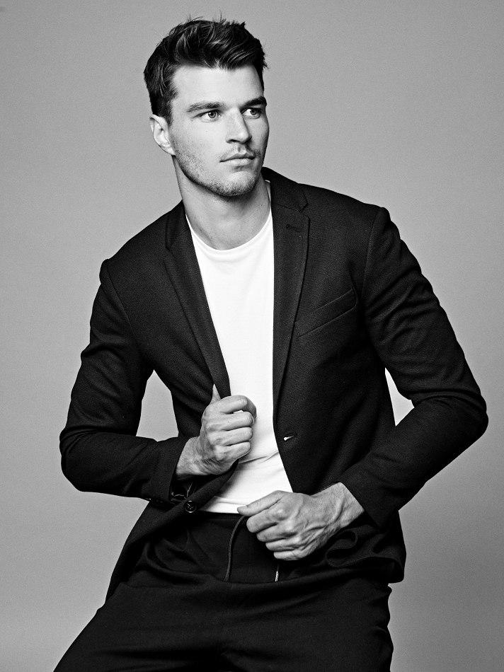Arran Sly - fashion model portfolio photo 4