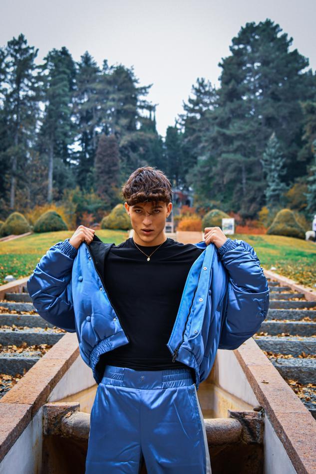 Luca Cobelli - fashion model portfolio photo 8