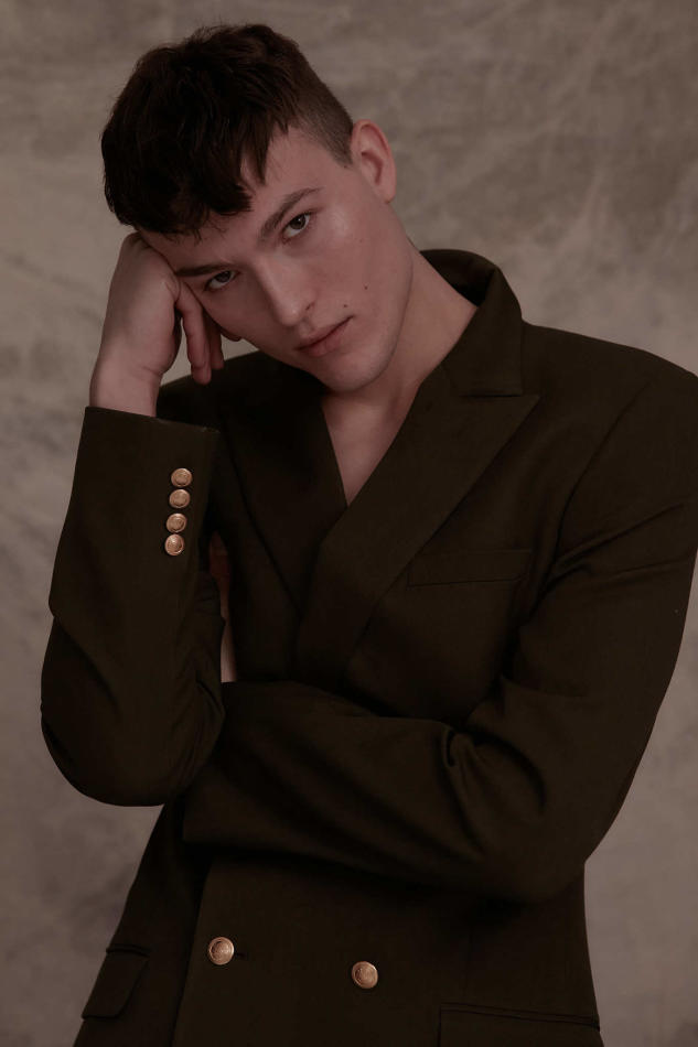 Luca Cobelli - fashion model portfolio photo 7