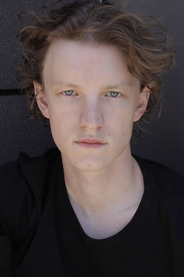 Ben Scofield - fashion model portfolio photo 1