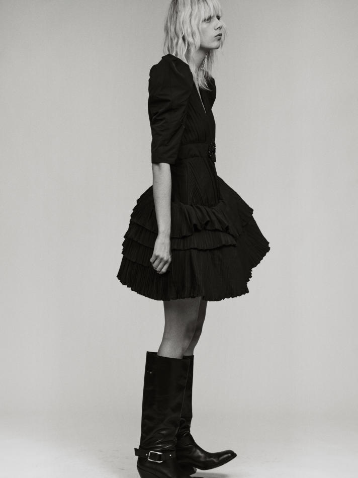 Marjan Jonkman - fashion model portfolio photo 11