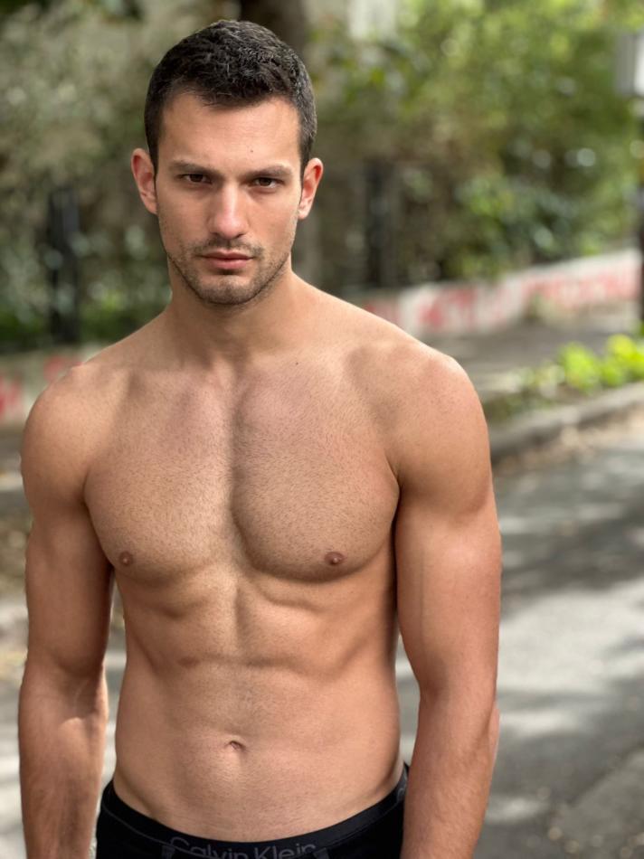 Ljubisa Grujic - fashion model portfolio photo 2