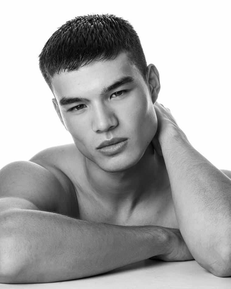 Isaac Frimston - fashion model portfolio photo 19