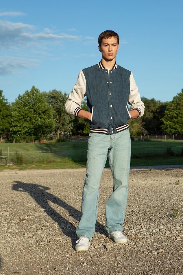 Thomas Gunion - fashion model portfolio photo 7