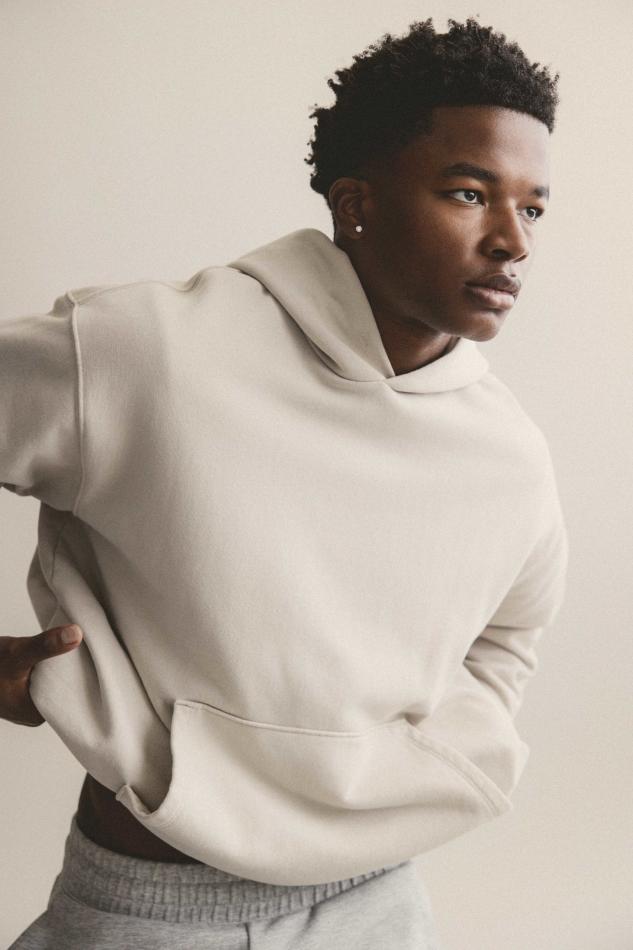 Demetrius Wells - fashion model portfolio photo 5