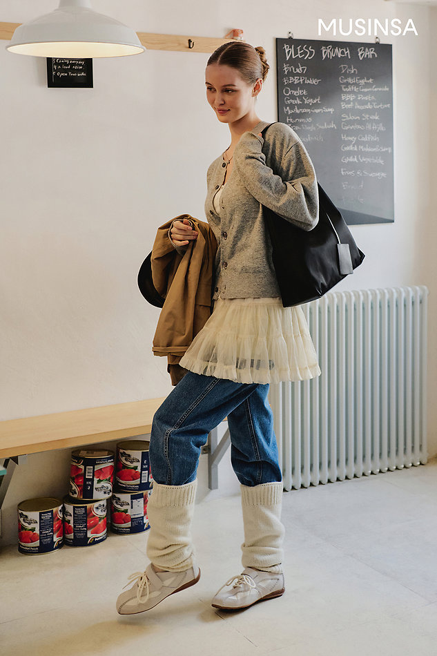 Nina Sommerfeld - fashion model portfolio photo 10