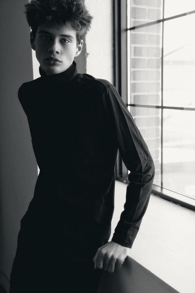 Gordon Dillhunt - fashion model portfolio photo 10