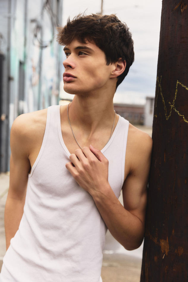 Gordon Dillhunt - fashion model portfolio photo 5