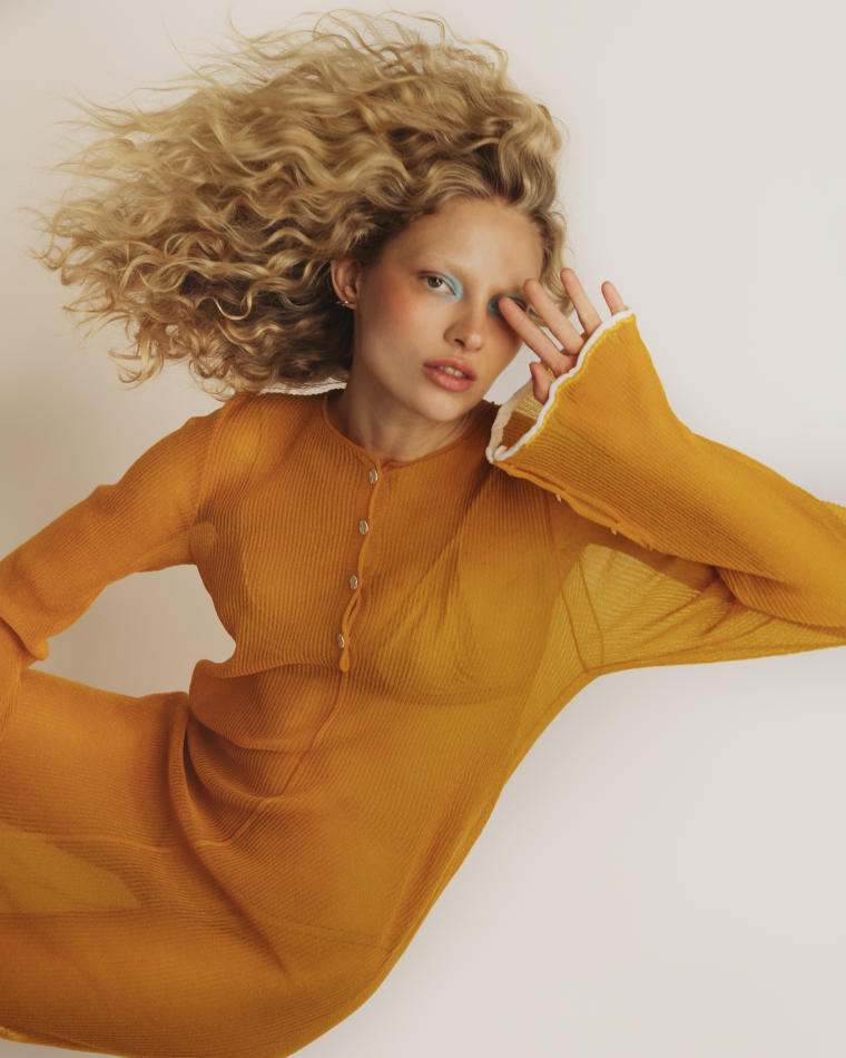 Nika Khromova - fashion model portfolio photo 11
